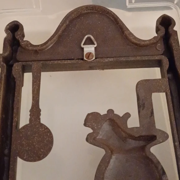 Mid-century Modern vintage wall decor - Picture 4 of 16